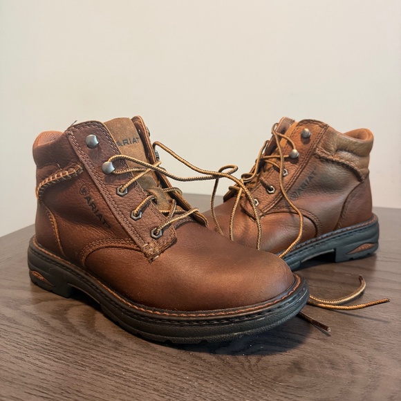 Ariat ‎ Women's  Work Boots Size 7,5 B - Picture 1 of 11